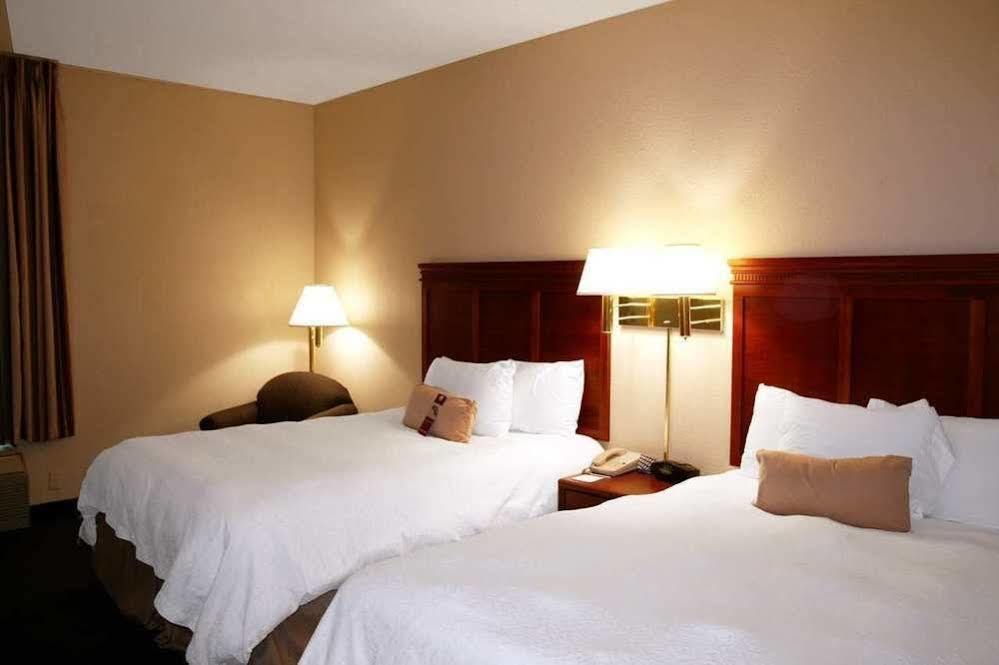 Hampton Inn Memphis / Саутгейвен Екстер'єр фото